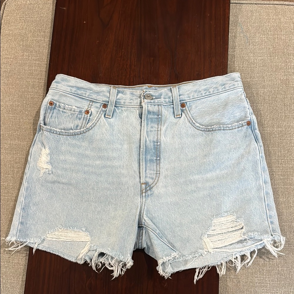 Levi's 501 Light Blue High-Waisted Distressed Jean Shorts sz 31